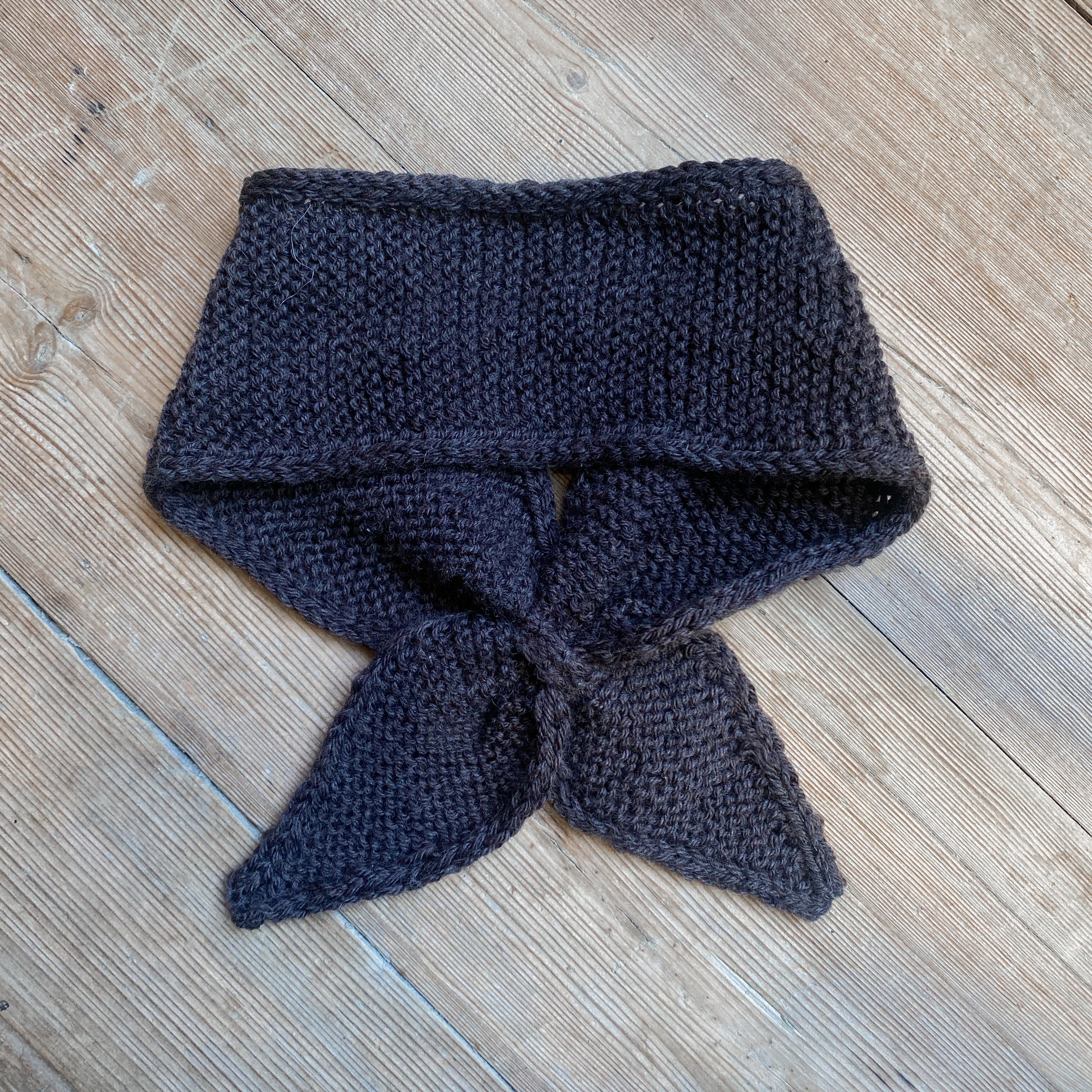 Garnkit: Ella scarf af KnitVik (opskrift + garn)