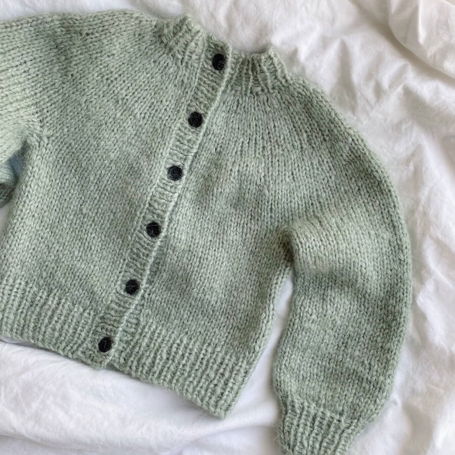 Novice Cardigan Mini - Chunky Edition