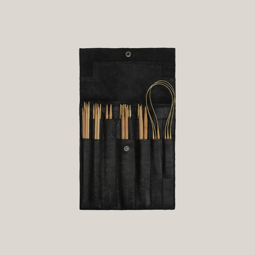 MUUD I Oslo - Etui til strikkepinde i læder i farven sort