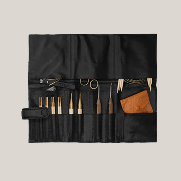 MUUD I Stockholm - Etui til strikkepinde i læder i farven sort